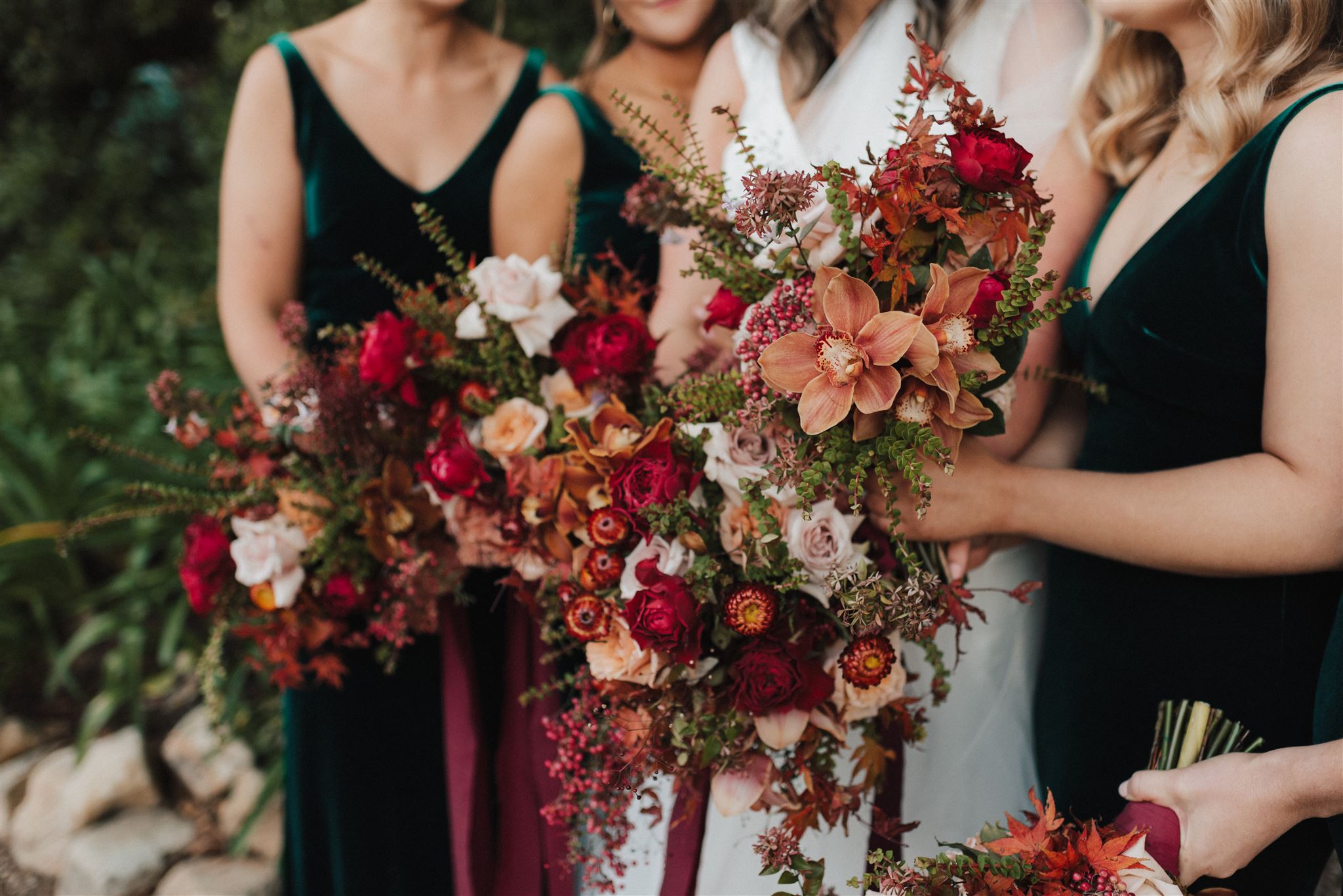 Frances & bridesmaids floral detail