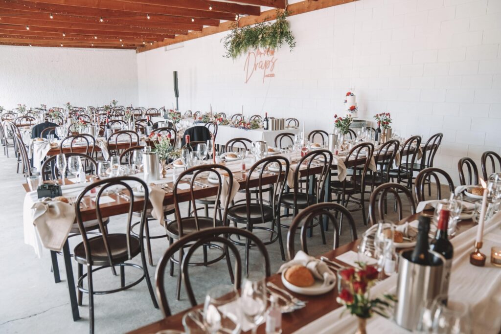 Reception decor - table settings 