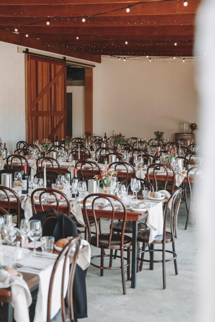 Reception decor - table settings 