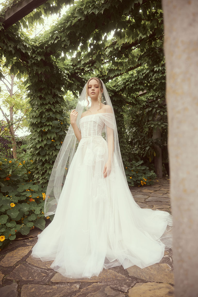 Calèche Bridal & Couture