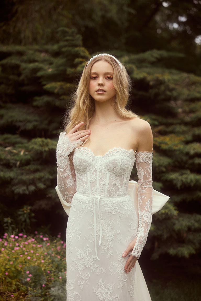 Calèche Bridal & Couture